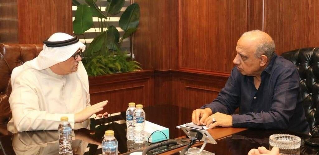 مباشر دبي | وزير الكهرباء يبحث مع "مصدر" تسريع مشروعات الطاقة المتجددة في مصر