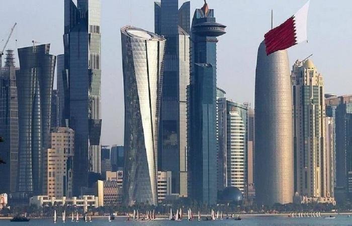 اسهم قطر | إصابة ناقلة بعدة مقذوفات قبالة سواحل قطر وبلاغات عن وقوع إصابات