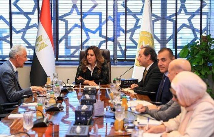 أخبار مصر | منال عوض: تطوير مركز السلام يعزز سرعة الاستجابة لحوادث التلوث البحري - ايجبت نيوز