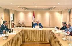أخبار مصر | وزير البترول يتابع مع شيفرون الخطوات النهائية لربط حقل أفروديت القبرصي بالبنية التحتية المصرية - ايجبت نيوز